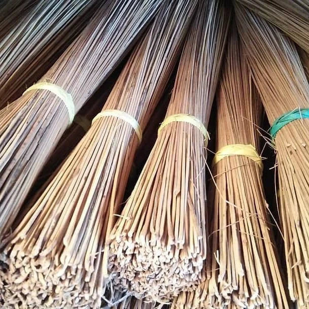 🥥 Coconut Ekel – Natural, Strong & Multi-Purpose Coconut Leaf Sticks ( Ceylon Original 100% ) 1kg