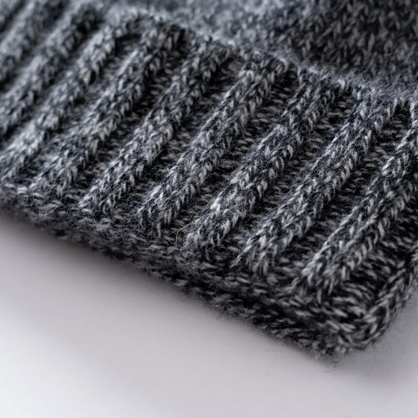 MERRILAMB Unisex Knitted Hats Outdoor Pure Cashmere Cap Winter Beanie Hat Thickened Cashmere Soft Warm Men Women Casual Caps