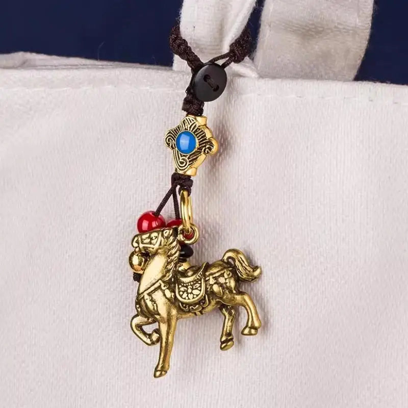 Zodiac Horse Lucky Keychain – Copper Feng Shui Wealth Pendant, Elegant Bag & Key Ring Gift