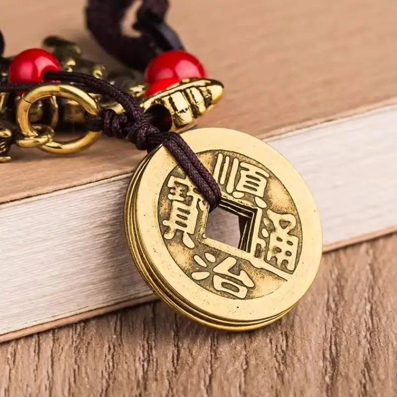 Zodiac Horse Lucky Keychain – Copper Feng Shui Wealth Pendant, Elegant Bag & Key Ring Gift