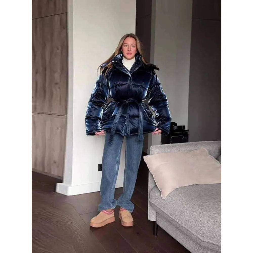 ❄️Winter Women’s Elegant Shiny Cotton Coat – Thick Hooded Jacket with Detachable Zipper & Lace-Up Design